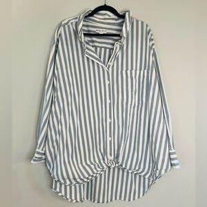 3X Ava & Viv Striped Light Blue Button Down Blouse